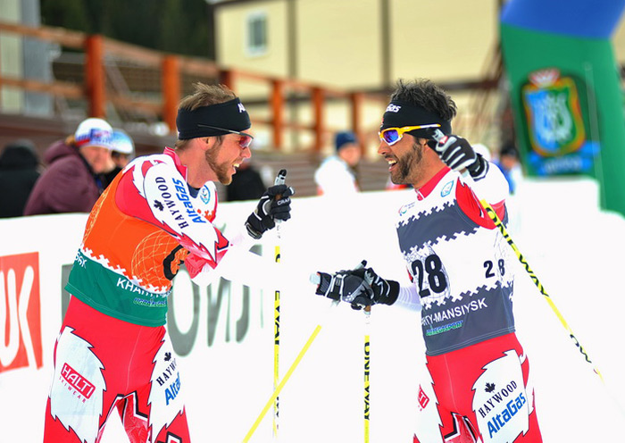 Brian McKeever (r) with guide Erik Carleton celebrating World Championship gold (Photo: IPC)