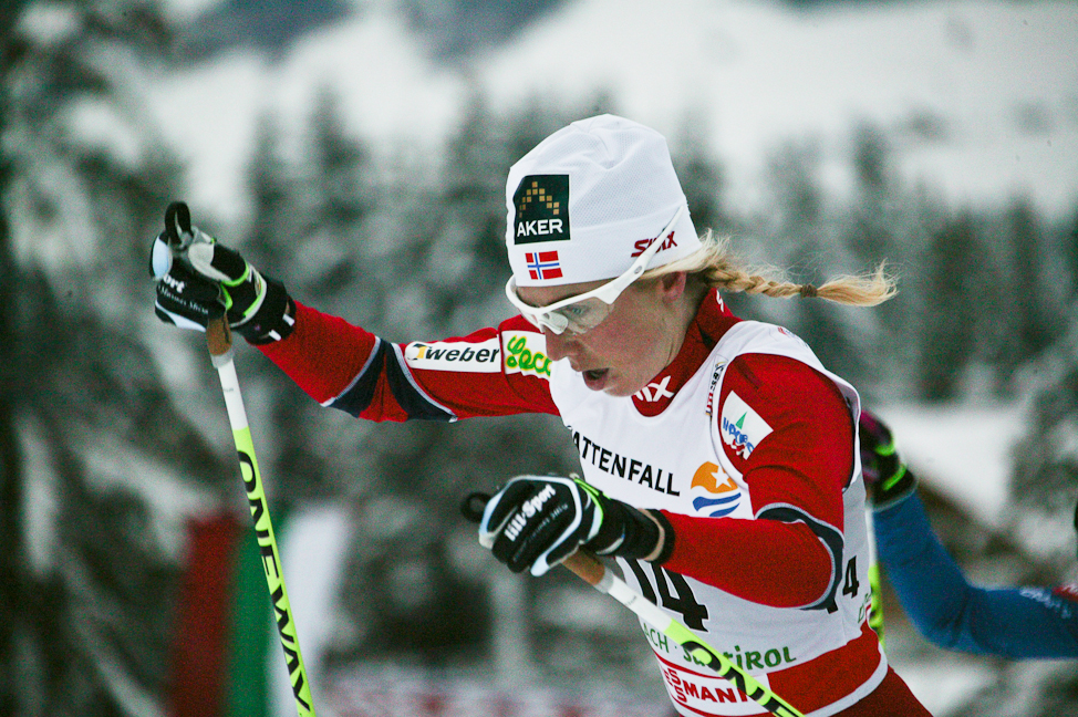 Kristin Størmer Steira competing in the seventh stage of last year's Tour de Ski, the 15 k freestyle pursuit, in December 2011.