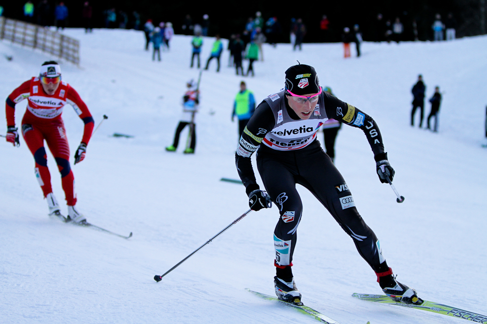 Kikkan Randall leading Marit Bjørgen in a pursuit in last season's Tour de Ski. It happened again today in Davos, with Randall leading the sprint final but Bjørgen ultimately winning a sprint finish.