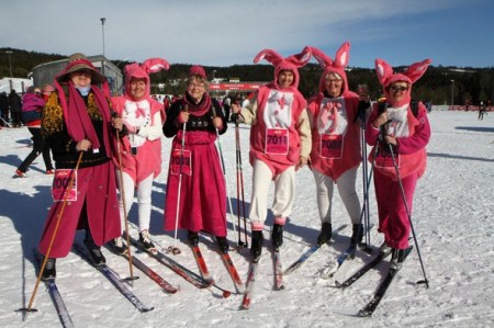More competitors dressed up for the Inga-Lammi, this time as pink bunnies. Photo: Jorgen Skaug courtesy of Inga-Laami.