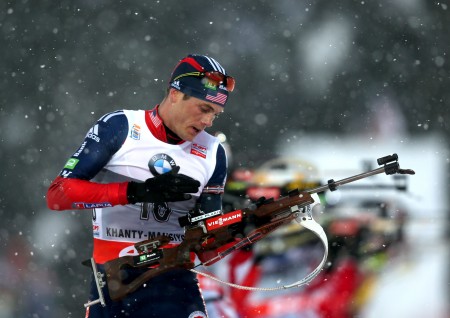 Snowy conditions have made the range tough for the last two days; Burke has experienced a jamming rifle and blocked sights so far this weekend. Photo: USBA/NordicFocus.