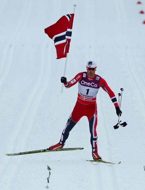 Petter Northug celebrating his first victory in Drammen after dominating Wednesday's 1.3 k classic sprint at home in Norway. (Photo: Fischer/Nordic Focus)