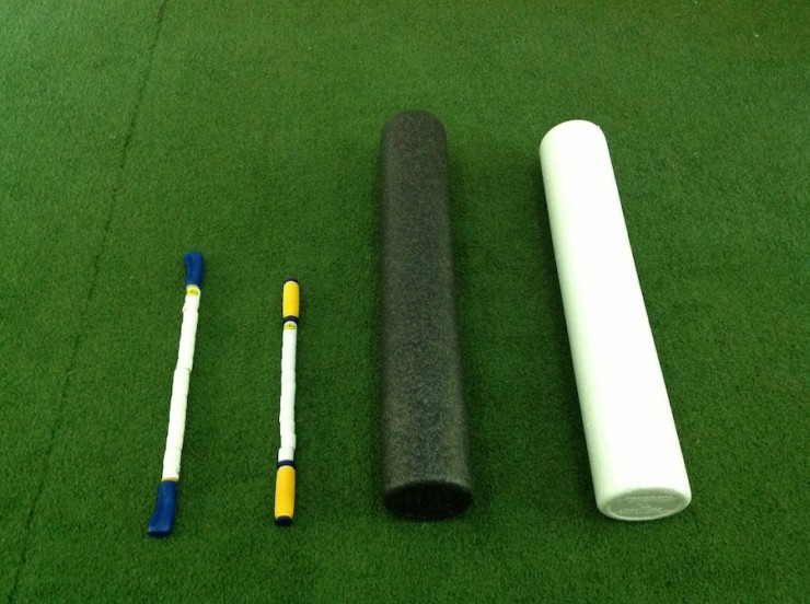 Stick rollers (l) and foam rollers.