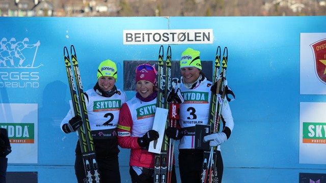 Kikkan Randall lived up to the hype on Sunday, winning the U.S. Ski Team's first sprint of the season in Beitostølen, Norway. Randall topped Slovenians Vesna Fabjan (l) in second and Katja Visnar in third in the 1.2 k freestyle FIS sprint after qualifying in seventh and placing second in both her quarterfinal and semifinal. http://www.fis-ski.com/cross-country/news-multimedia/news/article=randall-and-fossli-win-free-technique-sprints-beitostølen.html