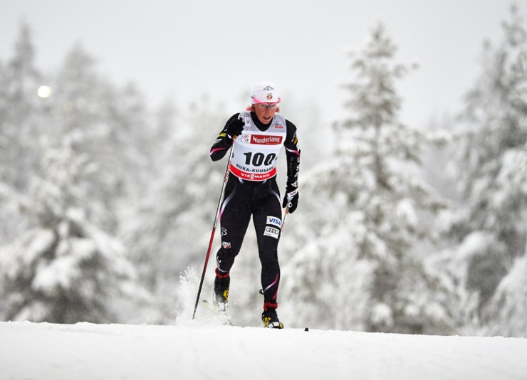 Randall striding it out in Kuusamo.  Photo: Fischer / Nordic Focus.