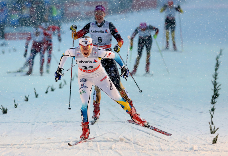 Hanna Erikson (SWE) out sprints Denise Hermann (GER) for the win in Sunday's freestyle sprint. (Photo: Marcel Hilger) 