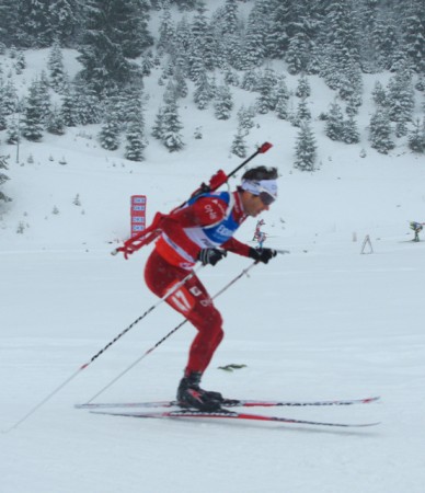 Ole Einar Bjorndalen working it for third place.