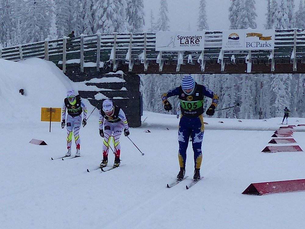 (L-R) Emily Nishikawa, Alysson Marshall, and Andrea Dupont head into the finishing stretch of Sunday's classic sprint at the NorAm opening weekend at Sovereign Lake in Vernon, B.C. (Photo: Peggy Hung)