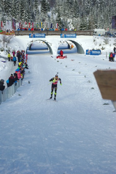 Martin Fourcade (FRA) racing earlier this season in Hochfilzen, Austria. Today he turned in a strong anchor performance to help the French men to a World Cup relay win.