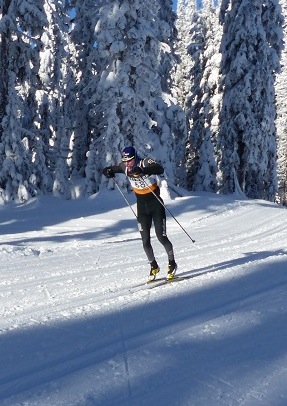 Patrick Stewart-Jones racing in the Sunday's classic sprint qualifier at the Sovereign Lake NorAm. (Photo: Peggy Hung)