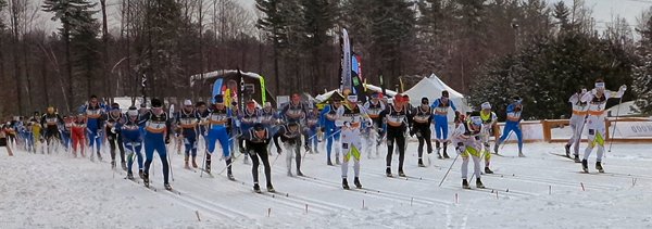 The men's 20 k classic mass start on Sunday at the 2014 Canadian Eastern Championships in Cantley, Quebec. (Photo: Cross Country Canada)