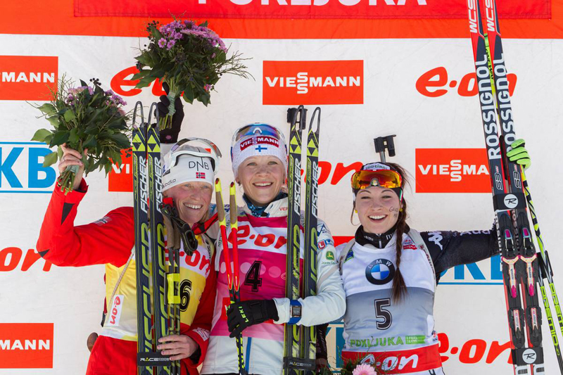Dorothea Wierer (right) scored her first World Cup podium in Pokljuka, Slovenia, last season; today she won the season-opening (non World Cup) sprint in Sjusjøen, Norway. Photo: Fischer/NordiFocus.
