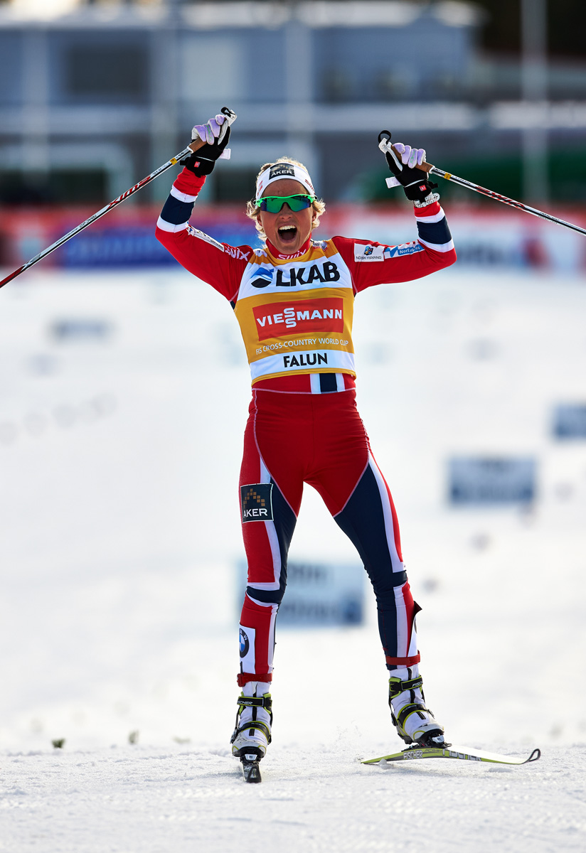Therese Johaug clinches her first World Cup overall title with a pursuit win at 2013/2014 World Cup Finals on March 16 in Falun, Sweden. (Photo: Fischer/Nordic/Focus)