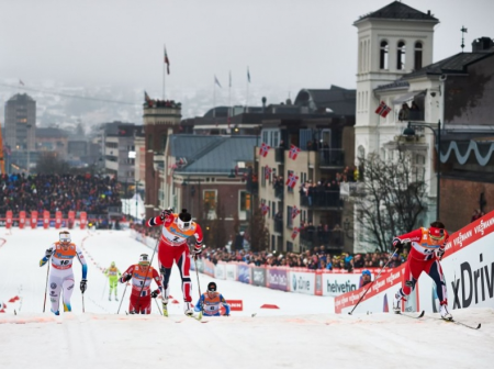 Bjørgen and Falla at the finish line. Photo: Fischer/Nordic Focus