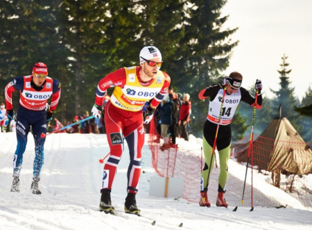 Sundby leads the race. Photo: Fischer/Nordic Focus