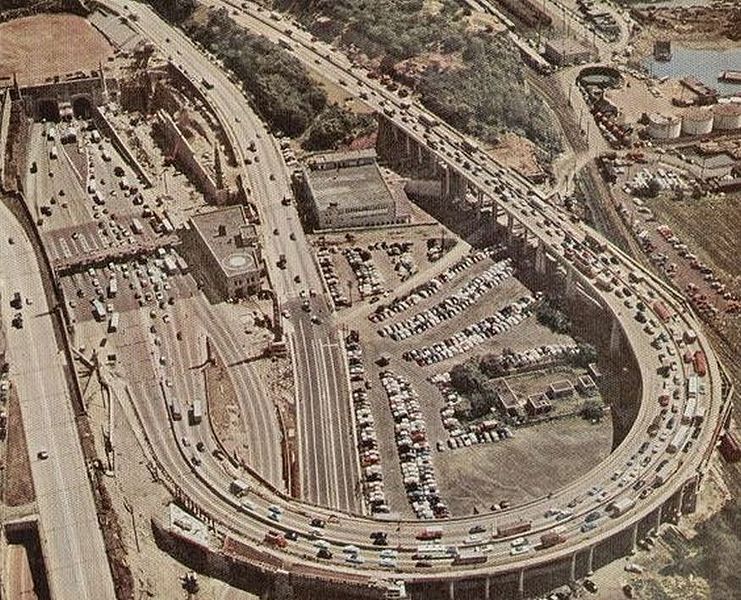 A bird's eye view of the Lincoln Tunnel, from the New Jersey entrance, a.k.a. the Helix, circa 1955. (Photo: Wikimedia Commons)