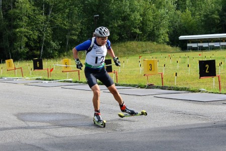 Russell Currier racing to fourth in the men's 10 k sprint on Aug. 16 in Jericho, Vt.
