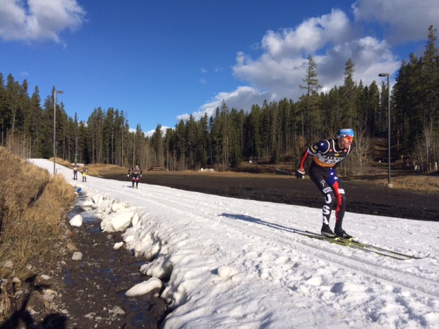 Andy Newell racing to his second Frozen Thunder classic sprint victory in three years on Friday at the Canmore Nordic Centre in Canmore, Alberta. Runner-up Dakota Blackhorse-von Jess won last year. (Photo: Pavlina Sudrich)