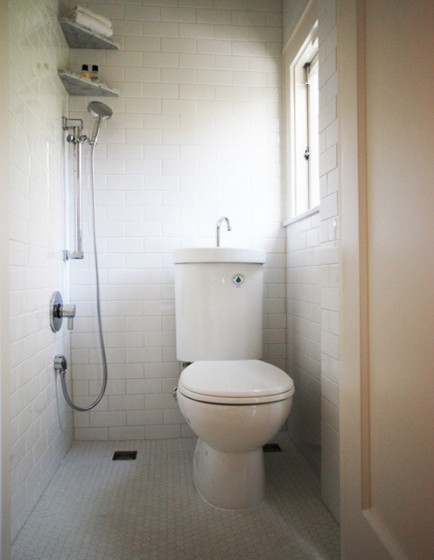 Shower, sink and toilet all within inches of each other. Everything's tinier in Europe. (Photo: Houzz.com)
