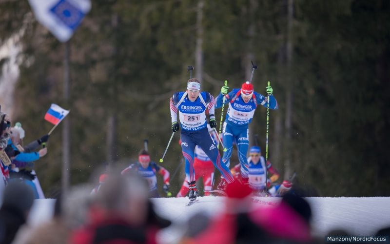 Lowell Bailey (US Biathlon) leading Michal Krcmar of the Czech Republic and the rest of the field in the first leg of the men's 4 x 7.5 k relay at Thursday's IBU World Cup in Ruhpolding, Germany. (Photo: USBA/NordicFocus)