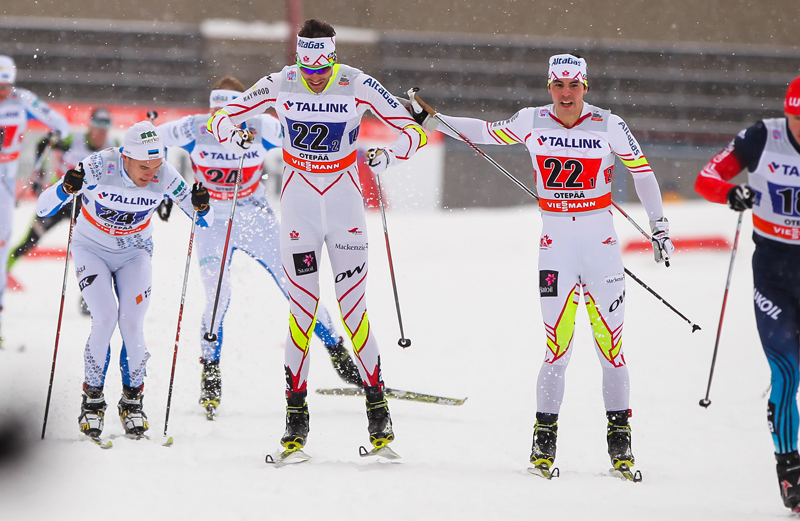 Cockney and Valjas make the exchange after completion of a lap - www.nordicfocus.com. © Laiho/NordicFocus.