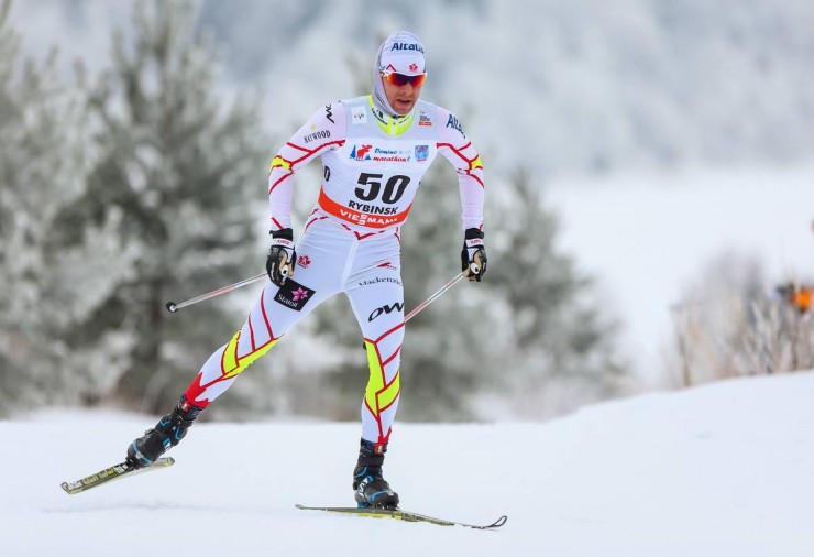 Alex Harvey (Canadian World Cup Team) racing to 10th in the men's 15 k freestyle on a chilly day in Rybinsk, Russia, on Friday. (Photo: Fischer/NordicFocus)