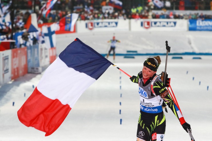 France's Marie Dorin Habert celebrates her second win in two-straight races at 2015 IBU World Championships after taking gold in Sunday's 10 k pursuit in Kontiolahti, Finland. She finished 15.3 seconds ahead of Germany's silver medalist, Laura Dahlmeier. (Photo: Kontiolahden Urheilijat/Jarno Artika)