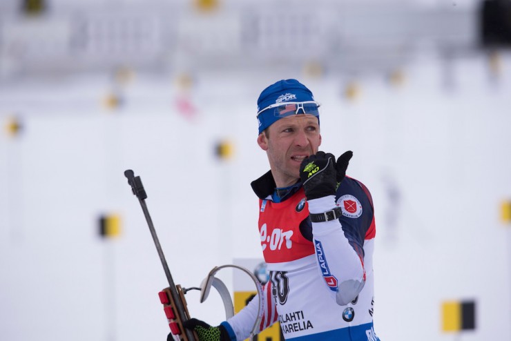 Lowell Bailey (US Biathlon) pauses while on the range during Saturday's 10 k sprint at 2015 IBU World Championships. He had 9-for-10 shooting to finish 17th in Kontiolahti, Finland. (Photo: USBA/NordicFocus)