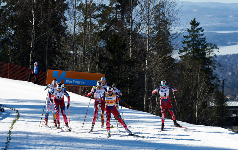 Marit Bjørgen pushing the pace early on at Holmenkollen. (photo: Fischer/NordicFocus.com)