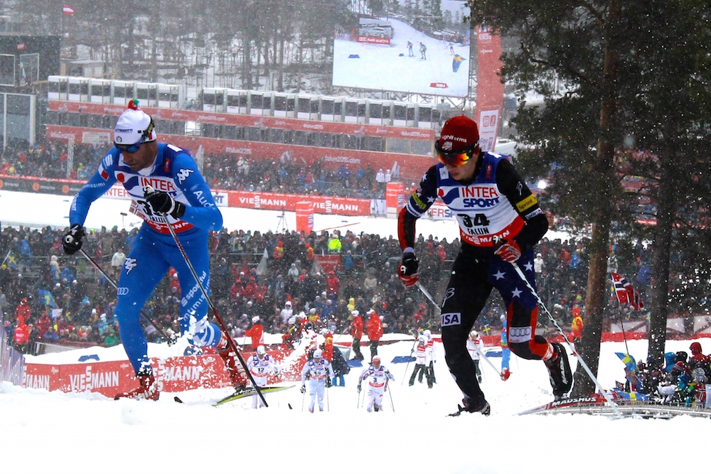 Hoffman with Italy's Giorgio Di Centa - who at 42 years old is retiring after this competition. "As the last race I could not choose a worse day," Di Centa said after the finish.