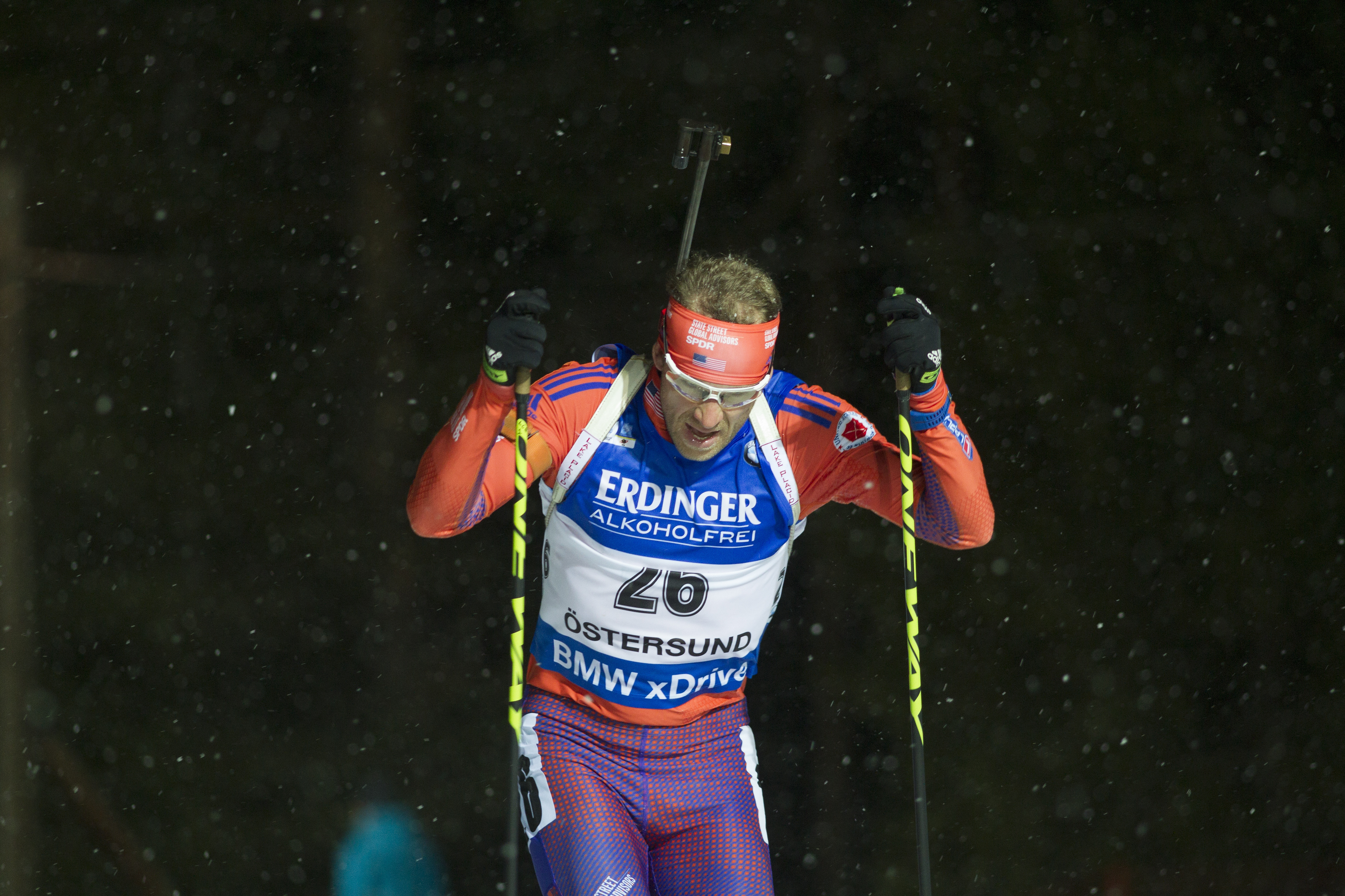 Lowell Bailey on course. Bailey was clean through three stages, which would have put him in the top 10, but he missed two shots in the final standing stage. (Photo: U.S. Biathlon/NordicFocus)