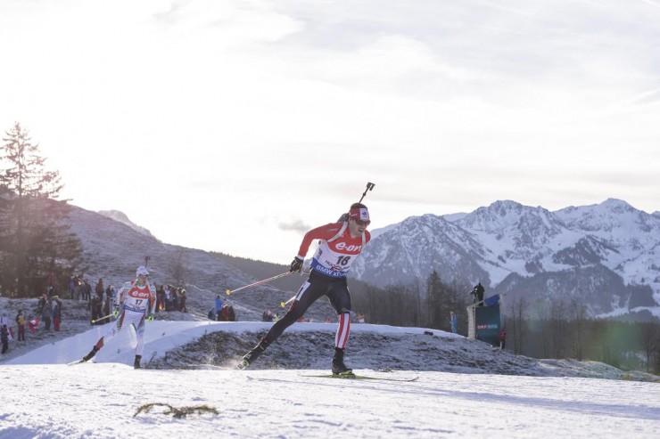 Nathan Smith (Biathlon Canada) racing to 18th in the IBU World Cup pursuit in Hochfilzen, Austria. (Photo: Fischer/NordicFocus)