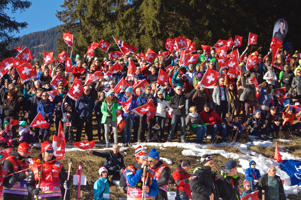 Swiss fans were out in force in Lenzerheide, cheering raucously for their own team. Laurien Van Der Graaf had the best Swiss finish in the women's race, placing eleventh. (Photo: JoJo Baldus)