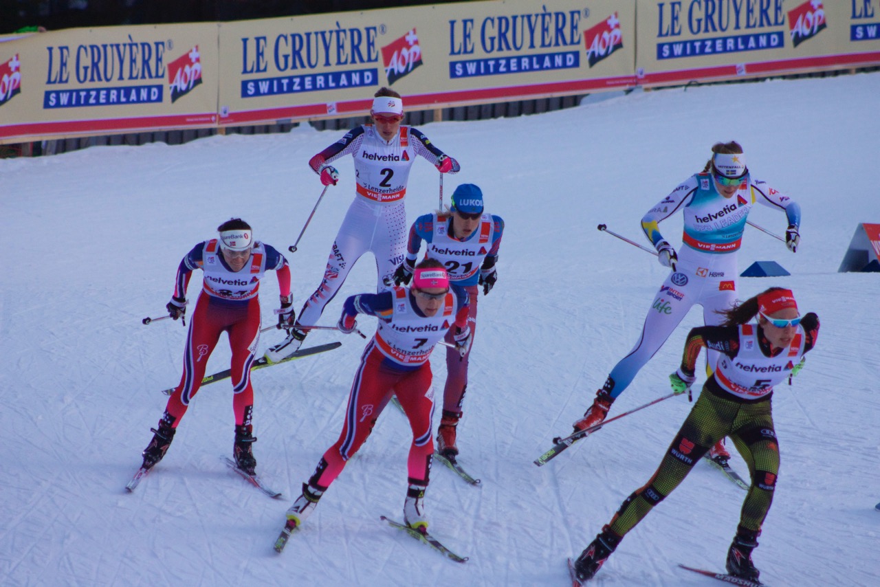 Sophie Caldwell stuck at the back of the pack in her quarterfinal heat, which was won by eventual race winner Maiken Caspersen Falla of Norway (bib 7). Caldwell placed fourth to move on as a lucky loser. (Photo: JoJo Baldus)