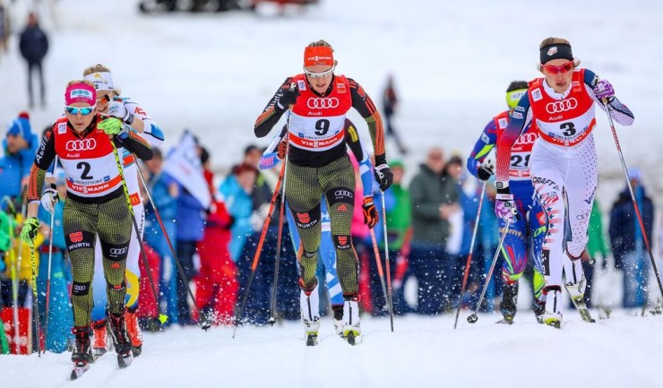 Germany's Sandra Ringwald (2) and Denise Herrmann (9) go head-to-head with American Sophie Caldwell (3) during the 1.2 k classic sprint at Stage 4 of the Tour de Ski in Oberstdorf, Germany. (Photo: Marcel Hilger)