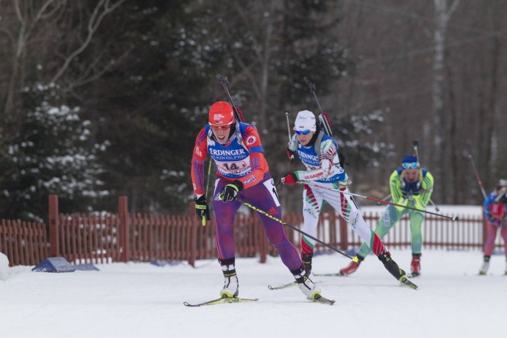 Susan Dunklee (US Biathlon) racing the first leg of the women's 4 x 6 k relay on Saturday at the IBU World Cup in Presque Isle, Maine. Her team went on to place 10th for a season best. (Photo: USBA/NordicFocus)