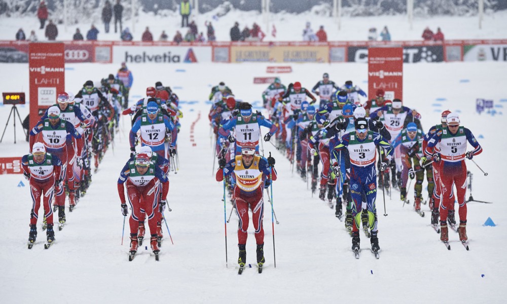 The start of the men's 30 k skiathlon on Sunday in Lahti, Finland. (Photo: Fischer/Nordic Focus)