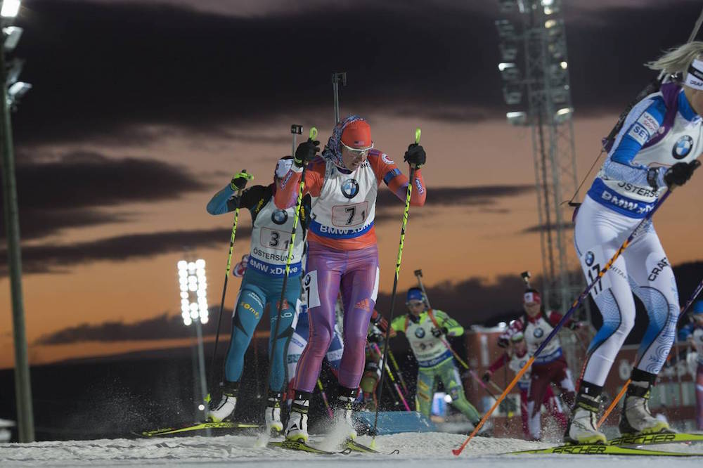 Susan Dunklee (US Biathlon) racing in Sunday's mixed relay, the first race of the 2016/2017 IBU World Cup season, in Östersund, Sweden. (Photo: USBA/NordicFocus)