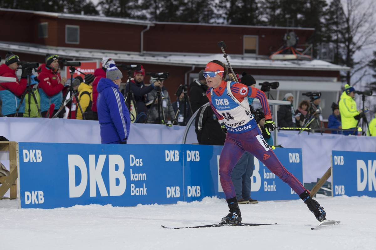 Clare Egan (US Biathlon) racing to 30th in the women's 10 k pursuit at the IBU World Cup in Östersund, Sweden. (Photo: USBA/NordicFocus)