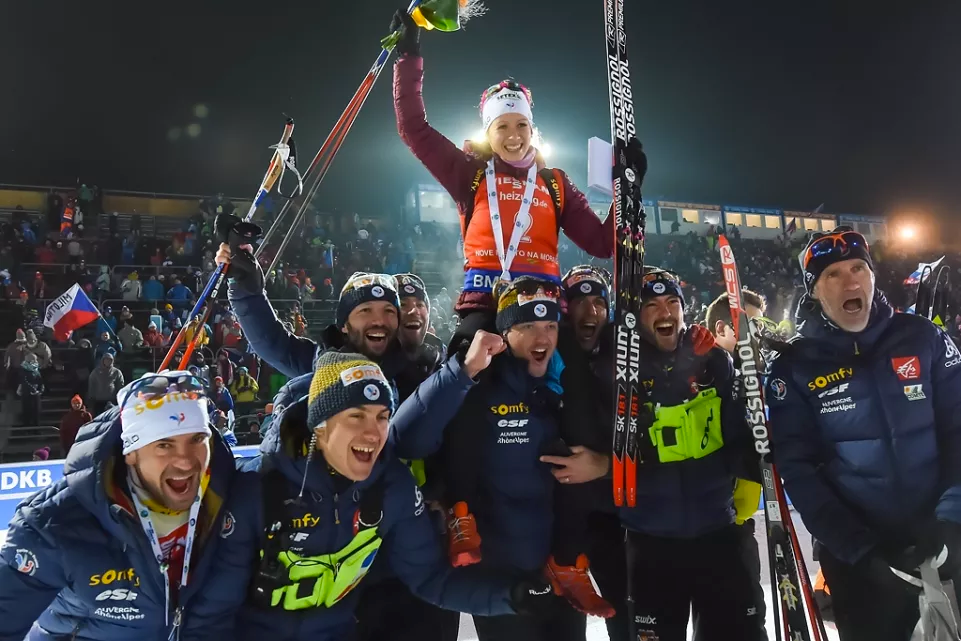France’s Anaïs Chevalier gets hoisted on the shoulders of her coaches and crew to celebrate her victory in the women’s 10-kilometer pursuit on Saturday at the IBU World Cup in Nove Mesto, Czech Republic. Before Friday, she had never reached the podium. (Photo: IBU)