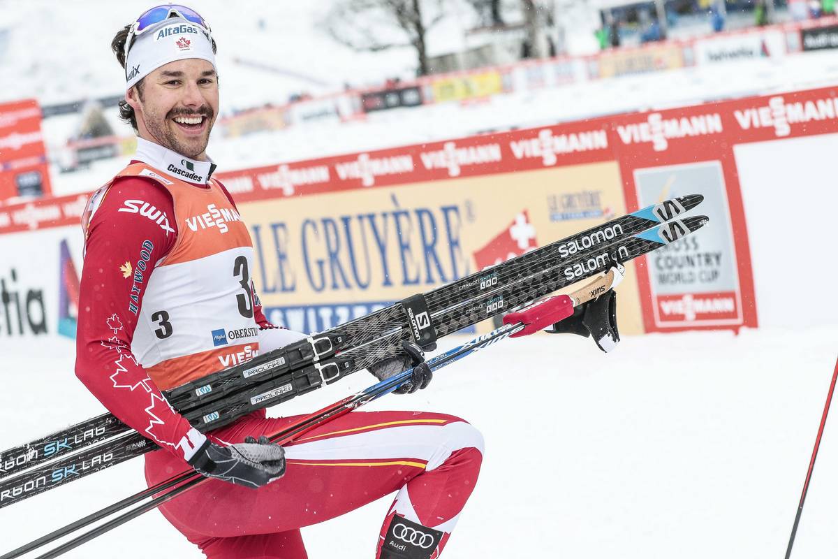 Canada's Alex Harvey in his well-known guitar stance to celebrate third in the men's 15 k freestyle pursuit at Stage 4 of the Tour de Ski in Oberstdorf, Germany. (Photo: Salomon/NordicFocus)