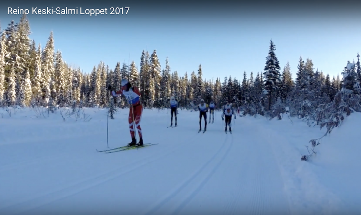 Erik Carleton leads a group through Bilbo's Bog at the RKS 2017. (Photo: Larch Hills)