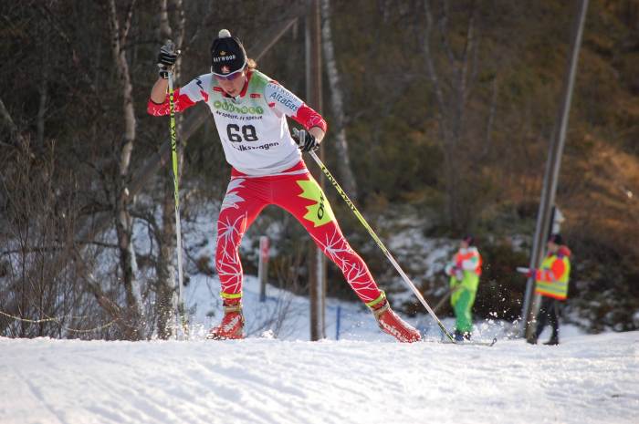 Kalla Leads Swedes in Bruksvallarna, Jones 20th