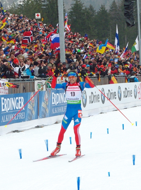 Start First, Finish First: Shipulin Won’t Relinquish Lead for Even a Second in Antholz