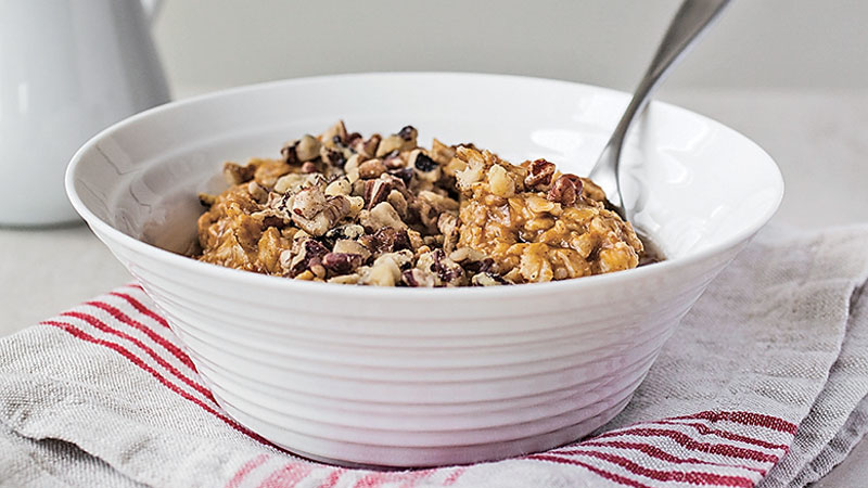 The Hungry Skier: Pumpkin and Maple-Nut Oatmeal