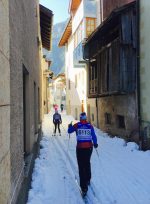 Alleys and byways can be ski trails too. (Photo: Graham Longford)